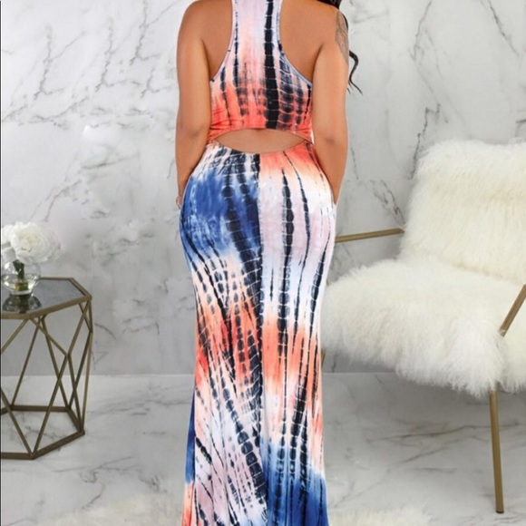 🎉Gorgeous Orange Black Color Open Back "L" Maxi🎉 - Picture 6 of 8